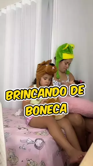 Meninas bricado de boneca caspernas abertas  